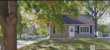 Main picture of 4102 Cambridge St