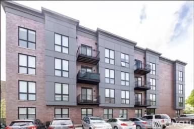 Main picture of 3941 N Keeler Ave