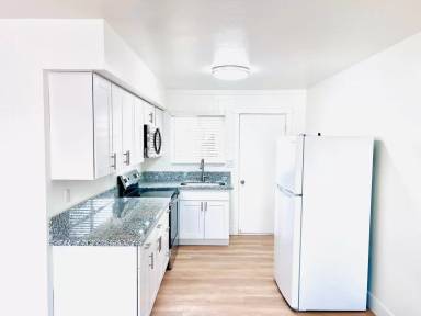 Main picture of 1320 G St