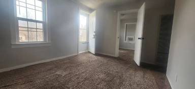 Main picture of 1023 N Saint Paul St