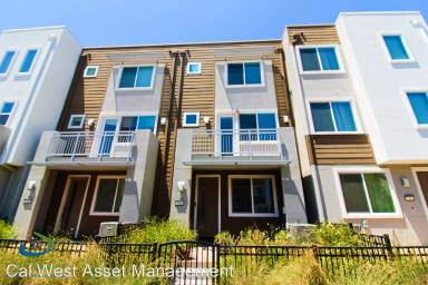 Main picture of 719 Avenue One