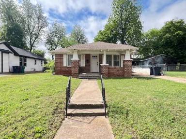 Main picture of 1220 NE 17th St