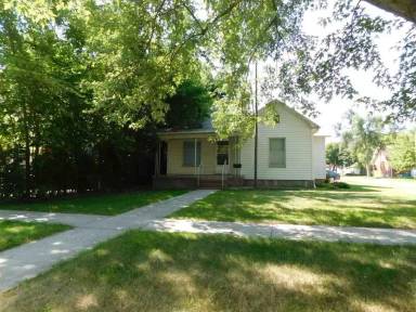 Main picture of 1139 W 5th St