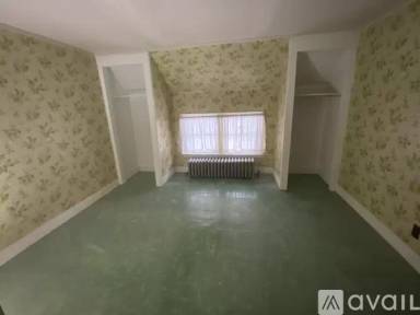 Main picture of 185 Winspear Ave