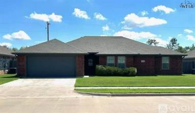 Main picture of 5021 Olivia Ln