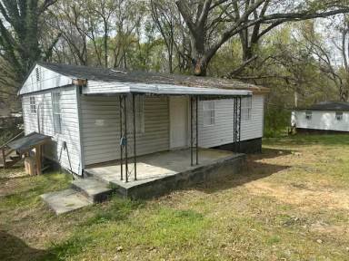 Main picture of 455 Dogwood Cir