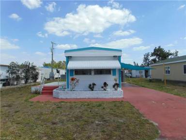 Main picture of 2790 Wedgewood Dr
