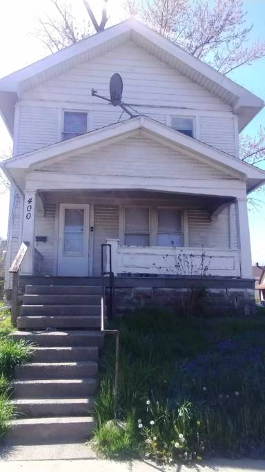 Main picture of 400 Spencer St