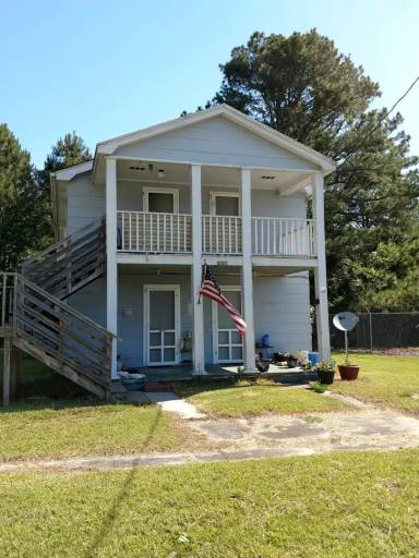 Main picture of 3819 Freedom Way