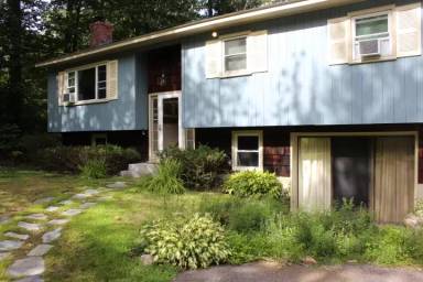 Main picture of 24 Jay Dr
