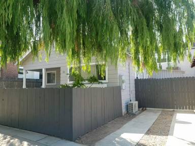 Main picture of 111 Robinson Ave