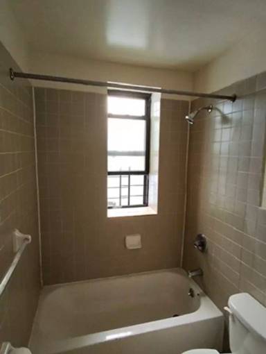 Main picture of 625 Jefferson Pl