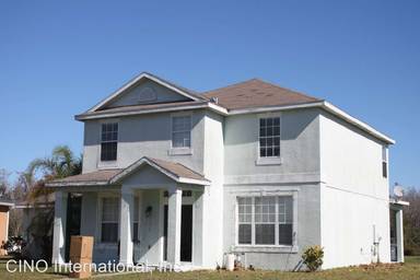 Main picture of 2951 Saint Clair St