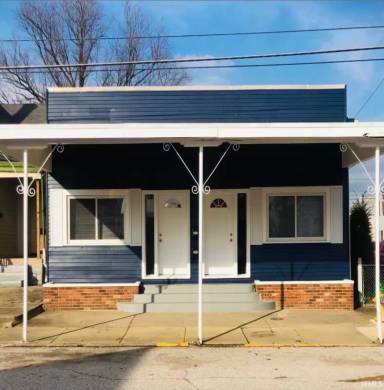 Main picture of 2601 W Virginia St