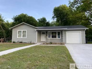 Main picture of 415 W Rucker St