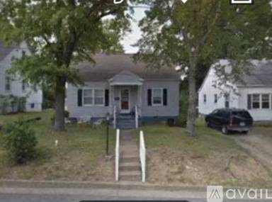 Main picture of 1015 Noblin Ave
