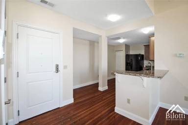 Main picture of 22 Clark St