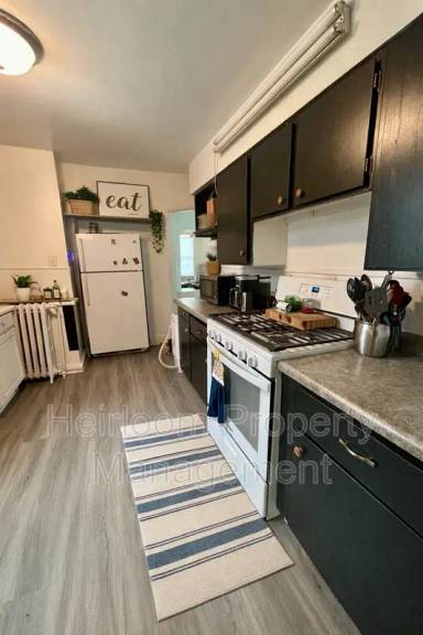 Main picture of 6209 Raleigh St