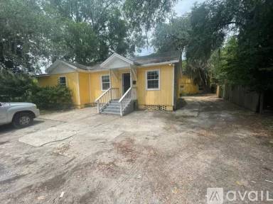 Main picture of 3166 N Laura St