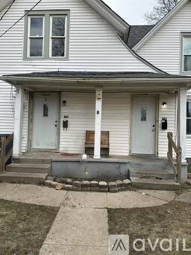 Main picture of 9 Th St