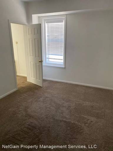 Main picture of 145-155 W Center St