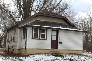 Main picture of 635 Simcoe Ave