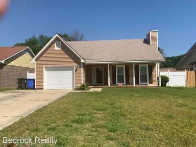 Main picture of 2220 Mossy Cup Ln