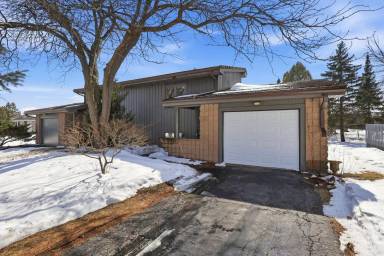 Main picture of 961 Beta Dr