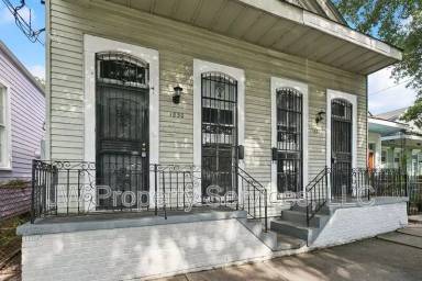 Main picture of 1830 Elysian Fields Ave