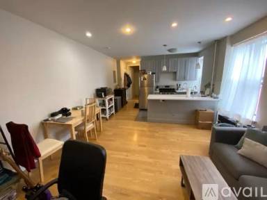 Main picture of 1552 President St