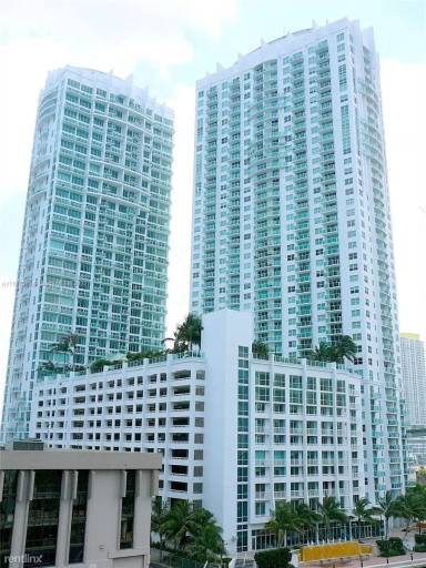 Main picture of Brickell on the River North