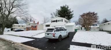 Main picture of 1116 Greentree Rd