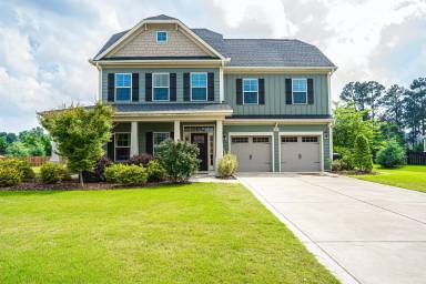 Main picture of 431 Goldenleaf Cir