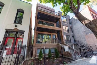 Main picture of 1036 N Paulina St