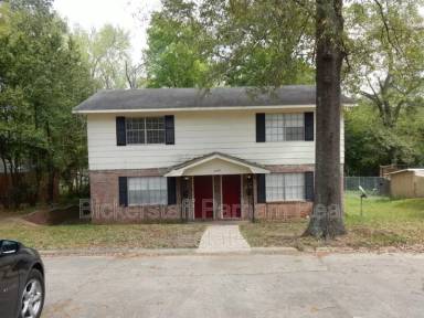 Main picture of 4000 14th Ave