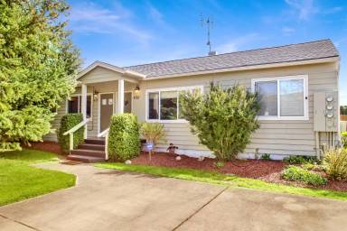 Main picture of 420 5th St