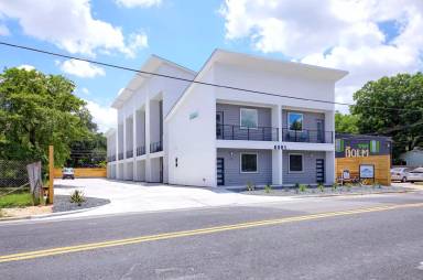 Main picture of 6001 Bolm Rd