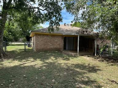 Main picture of 808 Concho Pl