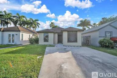 Main picture of 719 SW 10th St