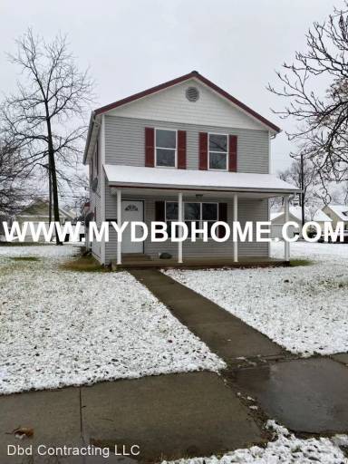 Main picture of 2346 Gay St