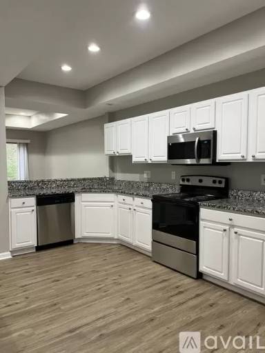 Main picture of 5839 Albany Grv