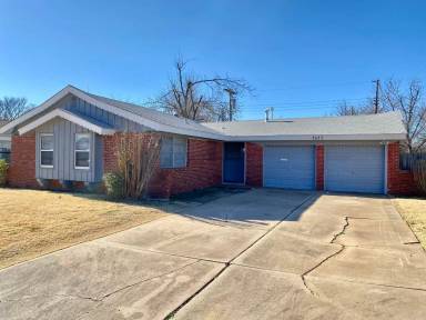 Main picture of 1411 Hampton Dr