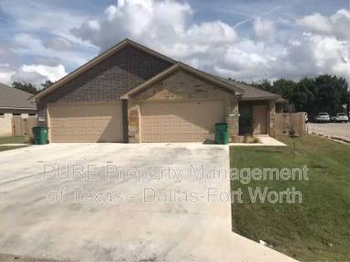 Main picture of 3011 Enchanted Rd