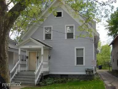 Main picture of 823 W Vine St