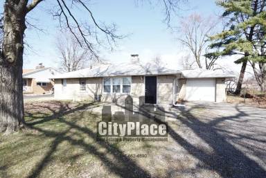 Main picture of 7108 E 10th St