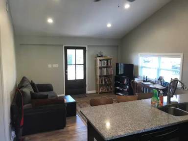 Main picture of 620 N 6th St