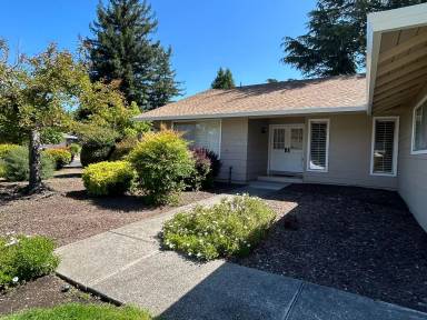 Main picture of 6589 Meadowridge Dr