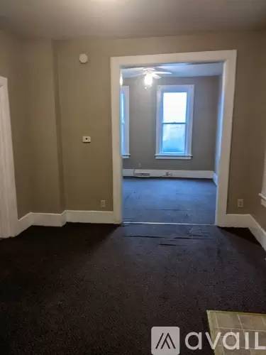Main picture of 1025 E Bancroft St