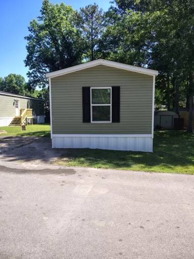 Main picture of 48 Poole Cir