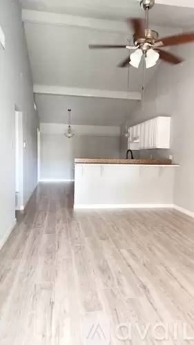 Main picture of 6605 Spring Lark St